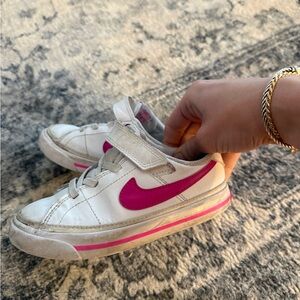 Nike Kids/Toddler Girls Sneakers in White and Pink • Toddler Size 10